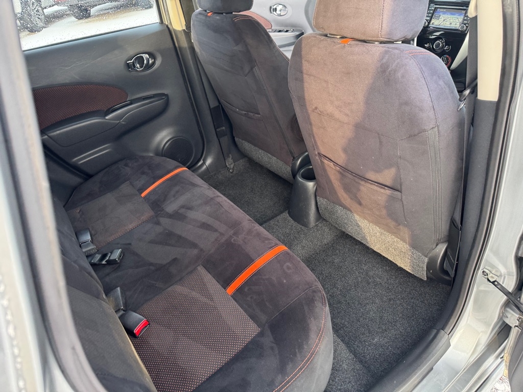 Nissan Versa Note 5dr HB CVT 1.6 SR 2015