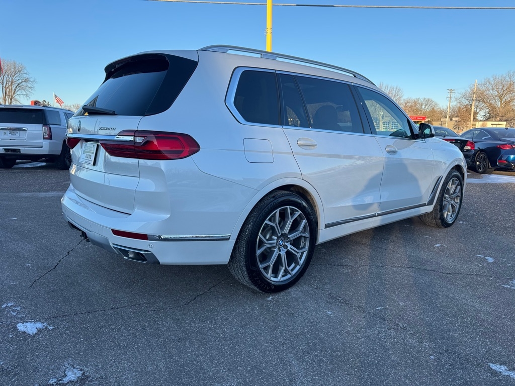 BMW X7 xDrive40i Sports Activity Vehicle 2019