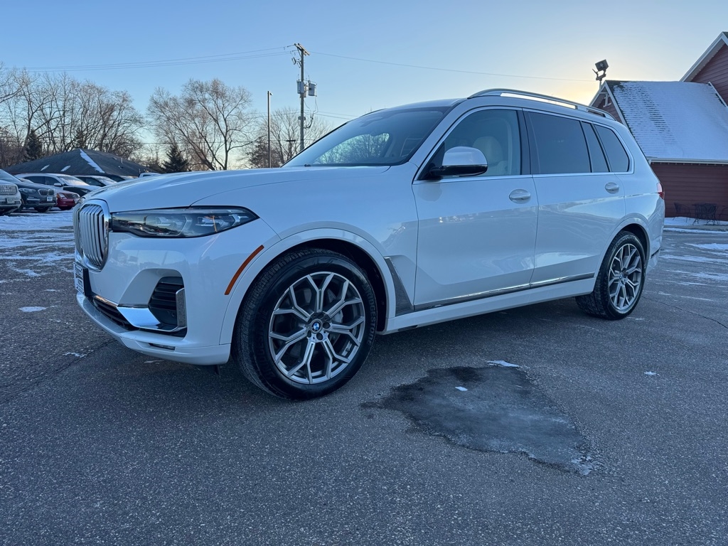 BMW X7 xDrive40i Sports Activity Vehicle 2019