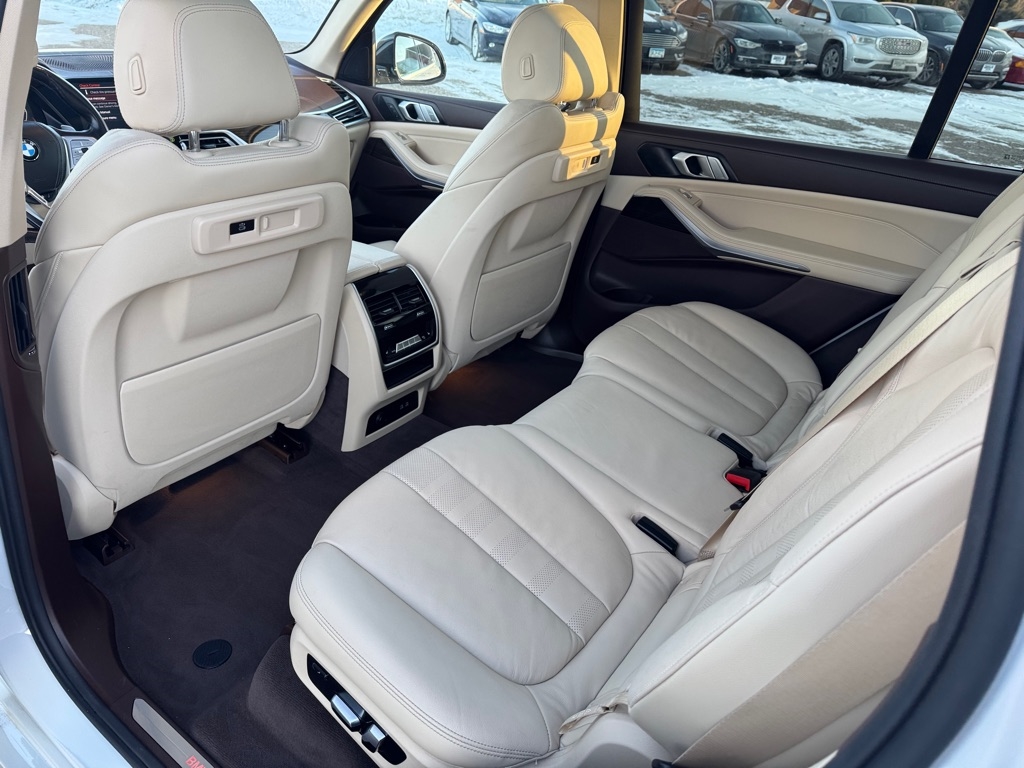BMW X7 xDrive40i Sports Activity Vehicle 2019