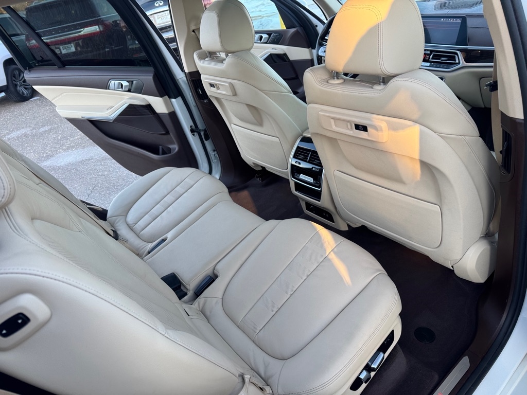 BMW X7 xDrive40i Sports Activity Vehicle 2019