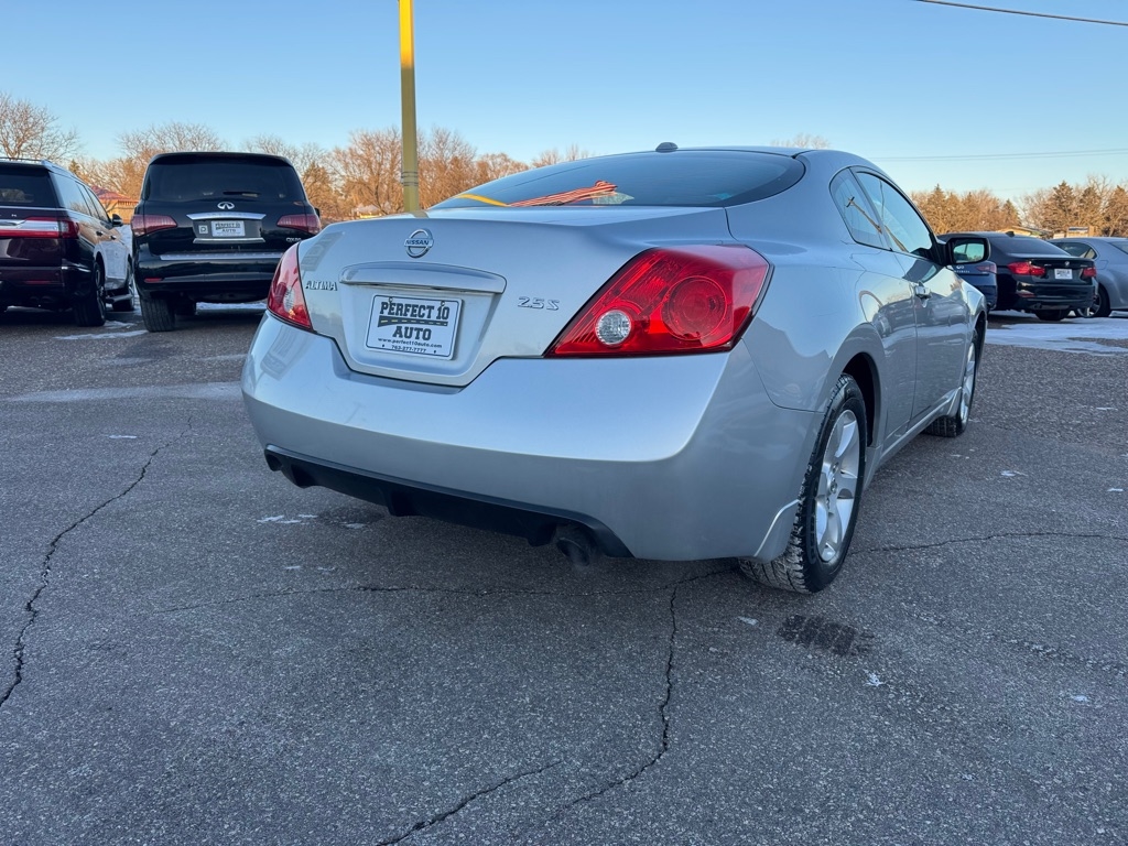 Nissan Altima 2dr Cpe I4 CVT 2.5 S 2009
