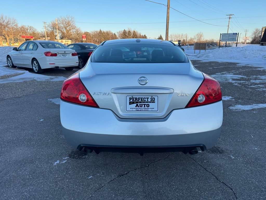 Nissan Altima 2dr Cpe I4 CVT 2.5 S 2009