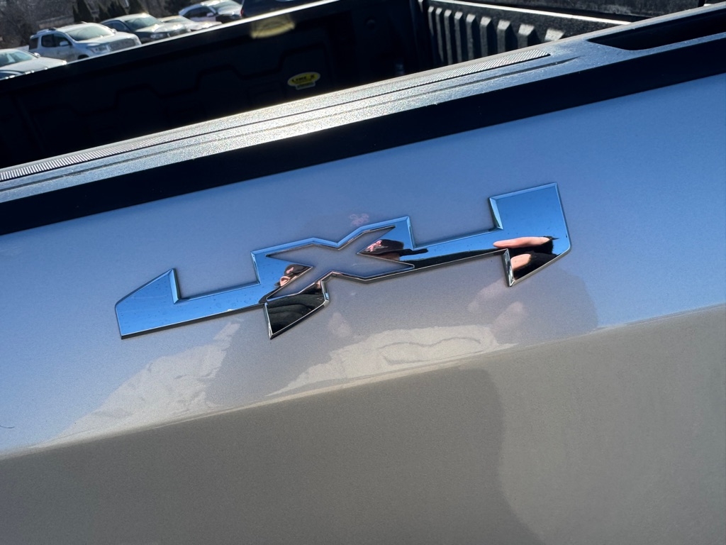 GMC Sierra 1500 4WD Crew Cab 147" SLT 2019