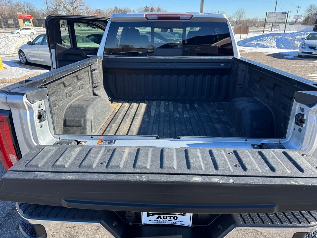 GMC Sierra 1500 4WD Crew Cab 147" SLT 2019