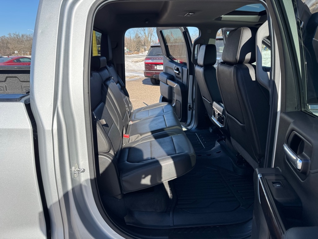 GMC Sierra 1500 4WD Crew Cab 147" SLT 2019