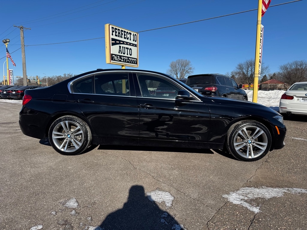 BMW 3 Series 330i xDrive Sedan 2017
