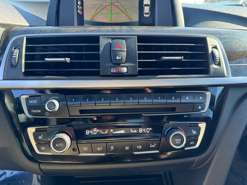 BMW 3 Series 330i xDrive Sedan 2017