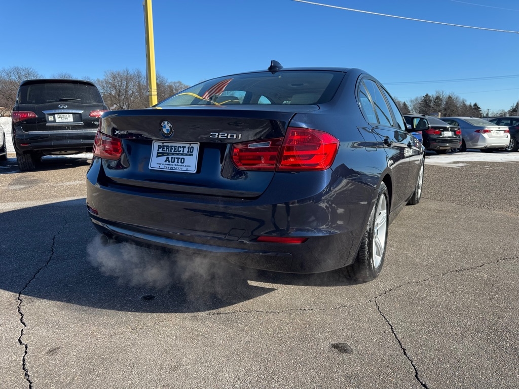 BMW 3 Series 4dr Sdn 320i xDrive AWD 2014