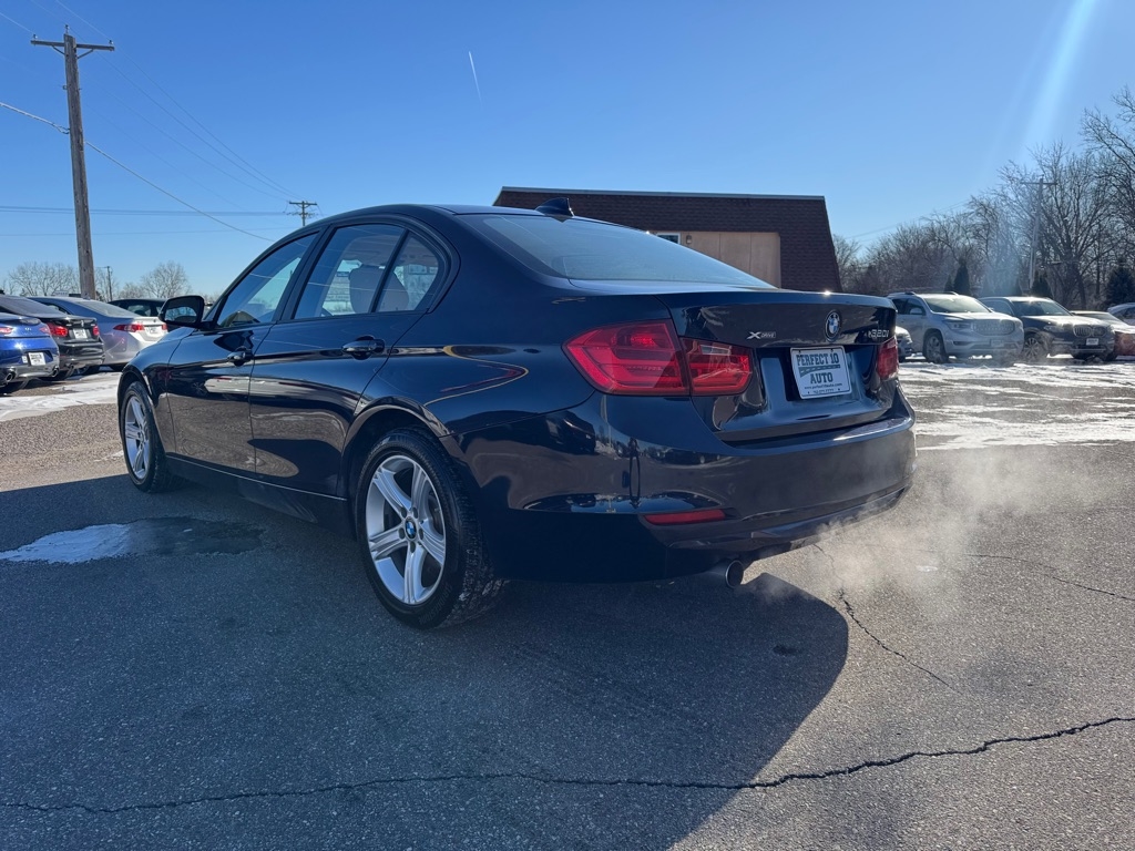 BMW 3 Series 4dr Sdn 320i xDrive AWD 2014