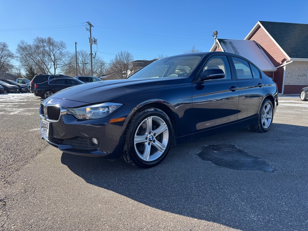 BMW 3 Series 4dr Sdn 320i xDrive AWD 2014