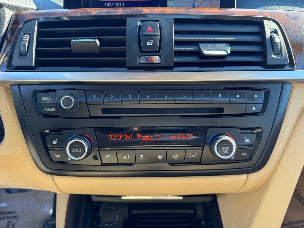 BMW 3 Series 4dr Sdn 320i xDrive AWD 2014