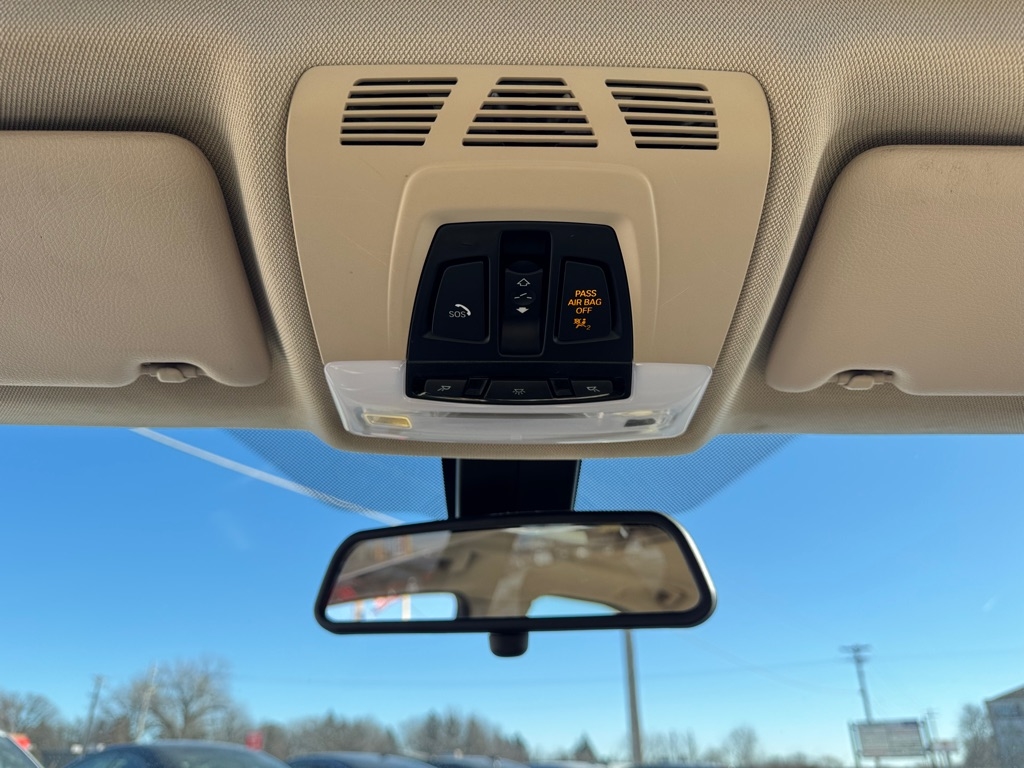 BMW 3 Series 4dr Sdn 320i xDrive AWD 2014