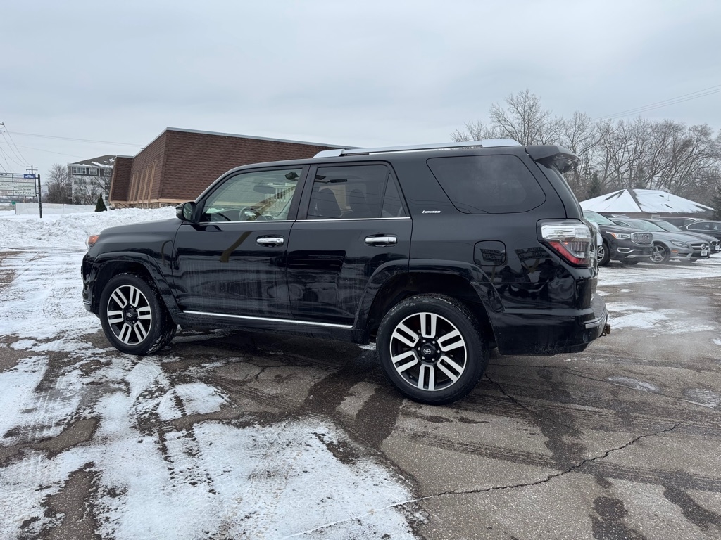 Toyota 4Runner 4WD 4dr V6 Limited (Natl) 2016