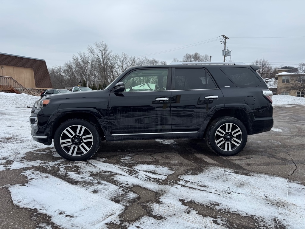 Toyota 4Runner 4WD 4dr V6 Limited (Natl) 2016