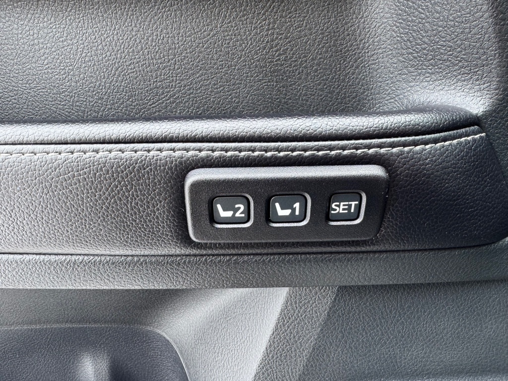 Toyota 4Runner 4WD 4dr V6 Limited (Natl) 2016