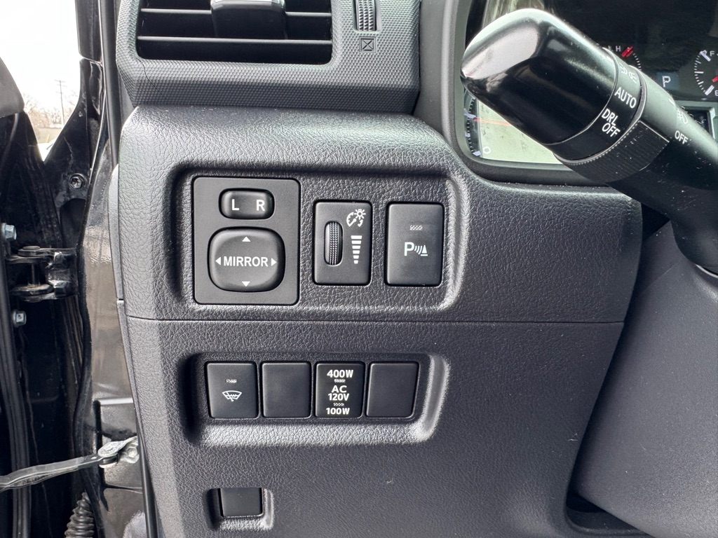 Toyota 4Runner 4WD 4dr V6 Limited (Natl) 2016