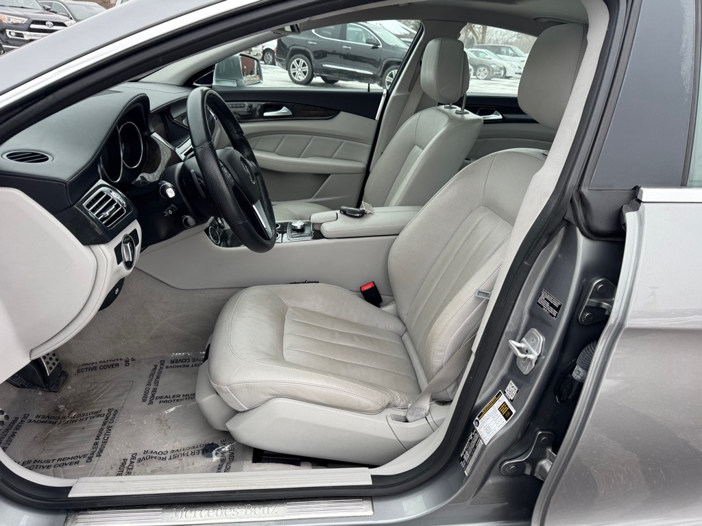 Mercedes-Benz CLS-Class CLS550 4MATIC 2014