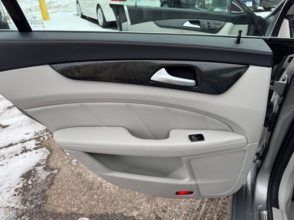 Mercedes-Benz CLS-Class CLS550 4MATIC 2014