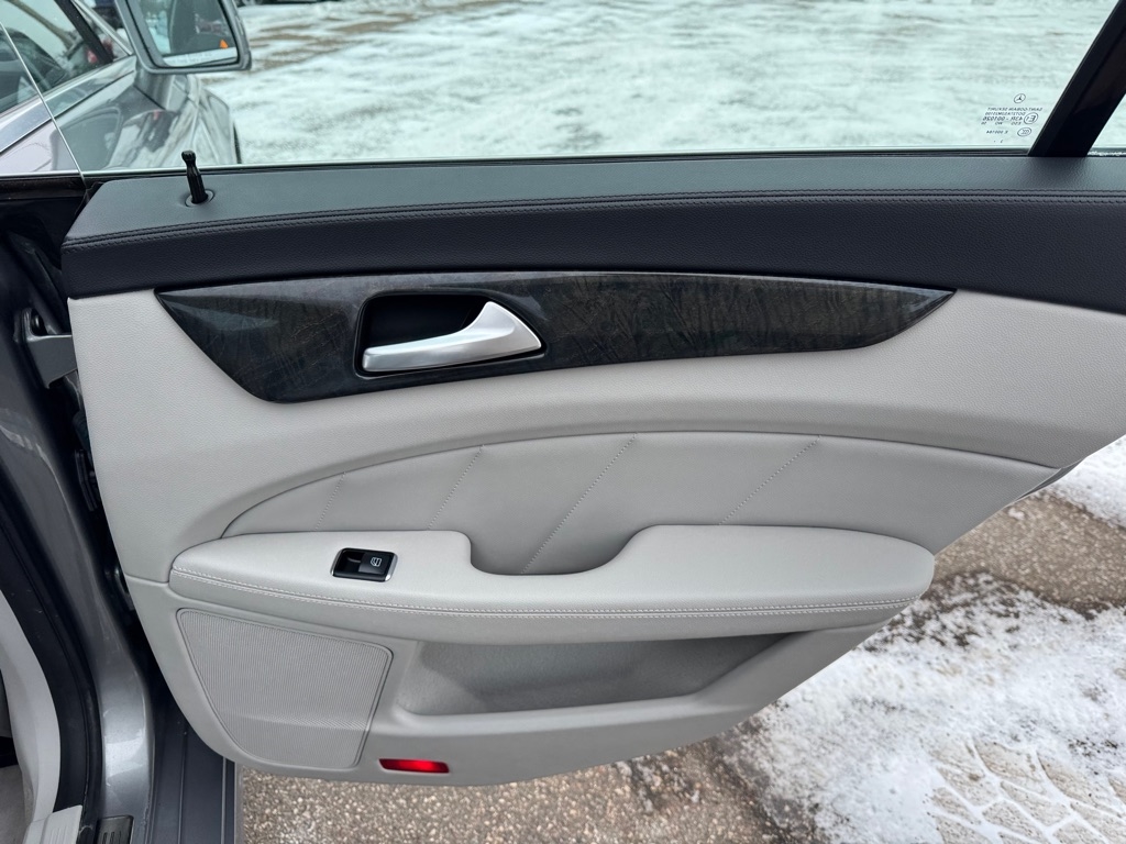 Mercedes-Benz CLS-Class CLS550 4MATIC 2014