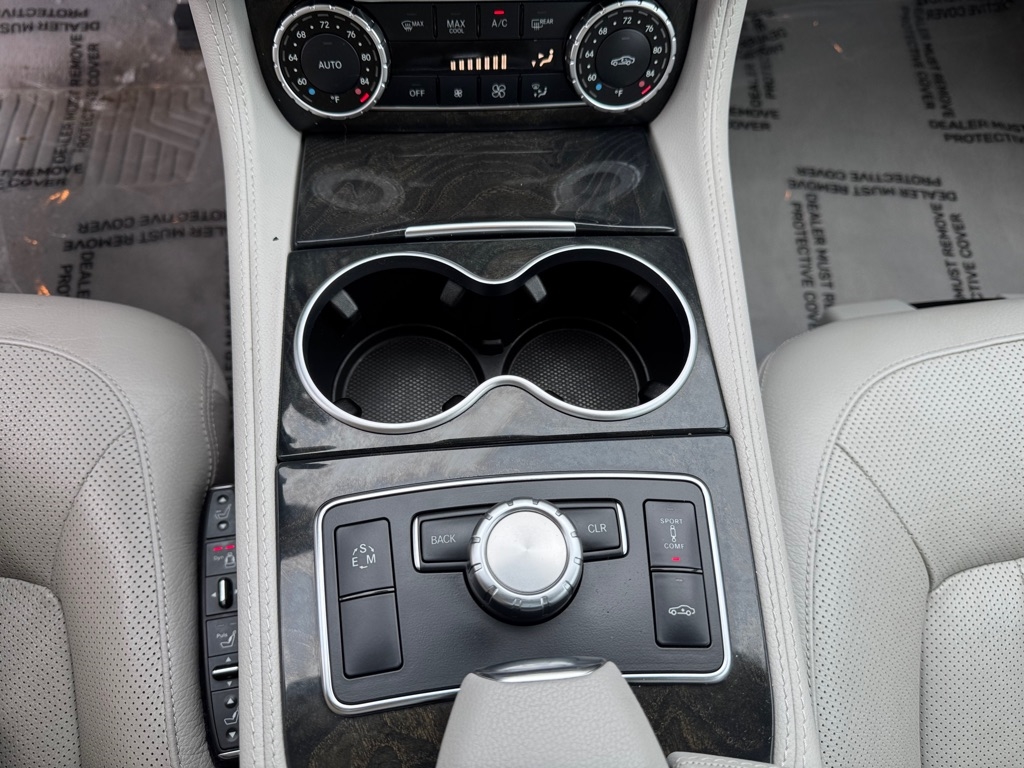 Mercedes-Benz CLS-Class CLS550 4MATIC 2014