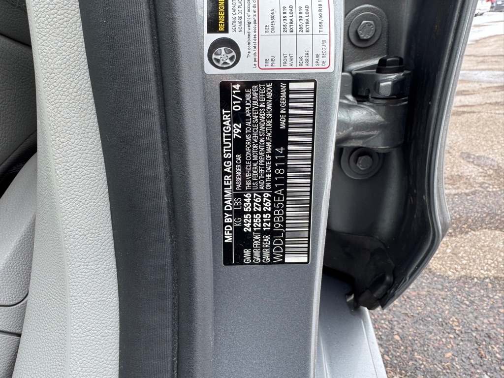 Mercedes-Benz CLS-Class CLS550 4MATIC 2014