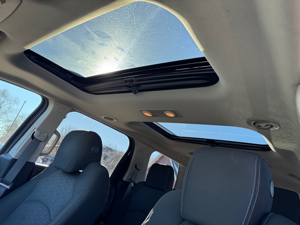 GMC Acadia AWD 4dr SLE w/SLE-2 2015