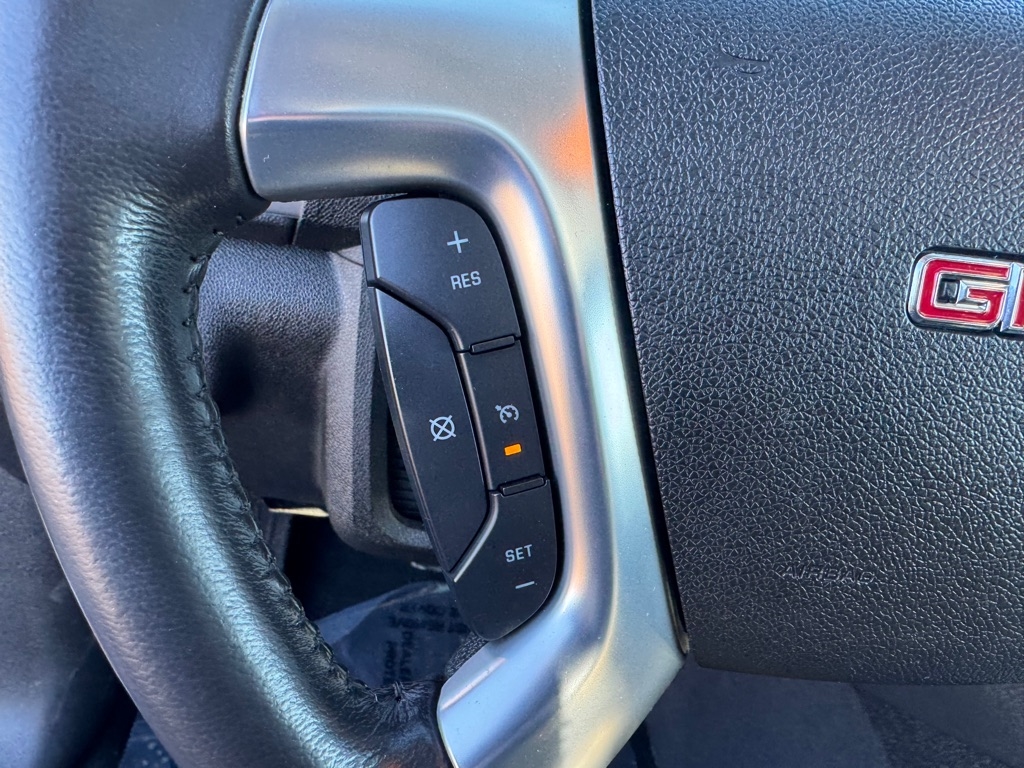 GMC Acadia AWD 4dr SLE w/SLE-2 2015