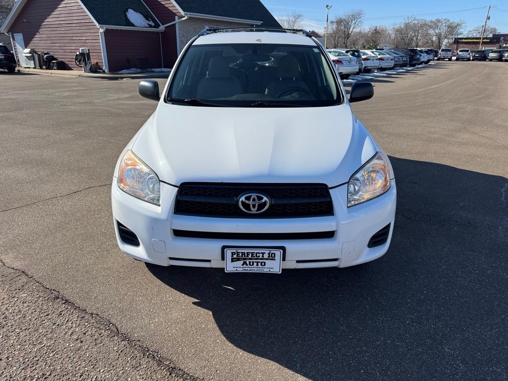 Toyota RAV4 4WD 4dr 4-cyl 4-Spd AT (Natl) 2011