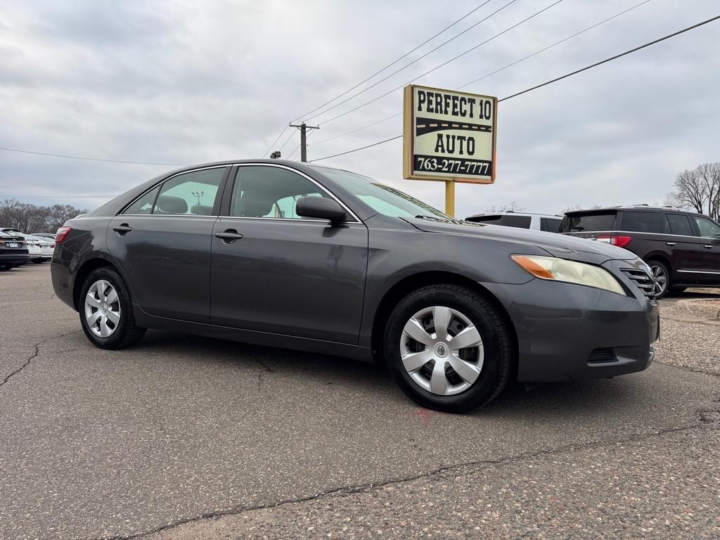 Toyota Camry 4dr Sdn I4 Man (Natl) 2009