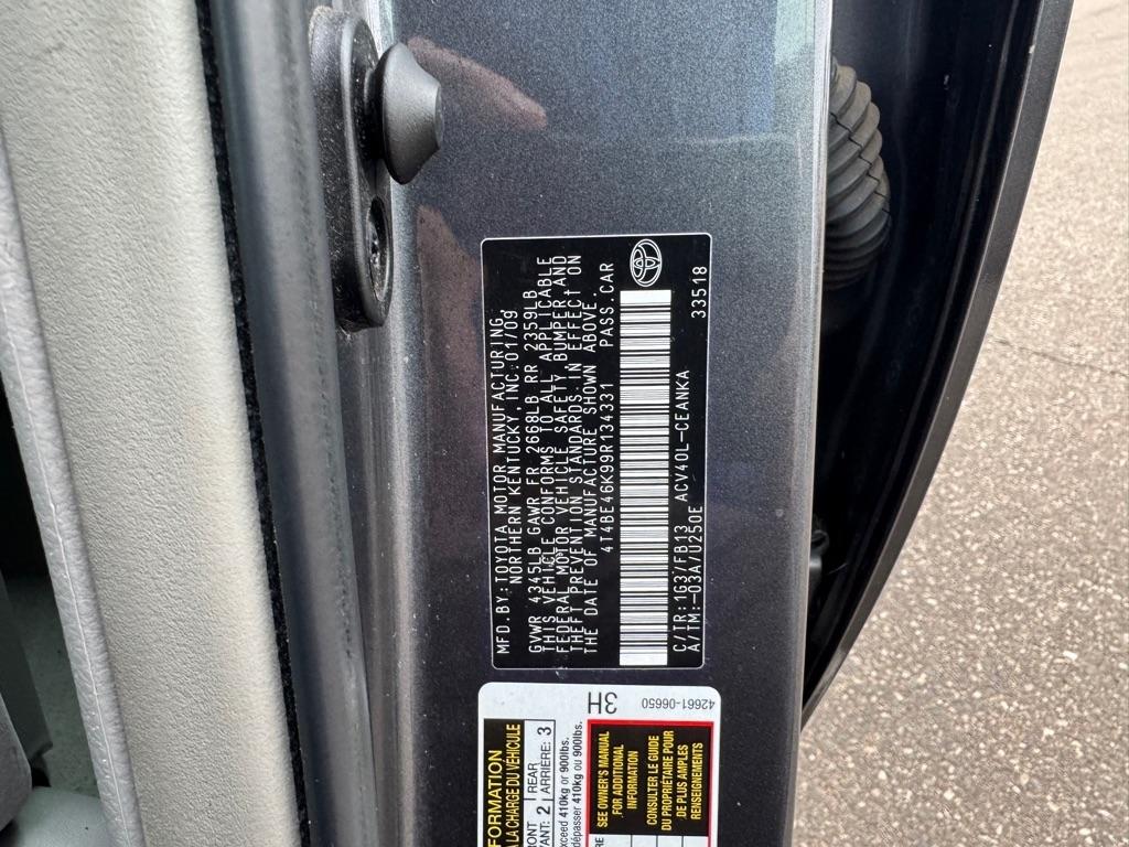 Toyota Camry 4dr Sdn I4 Man (Natl) 2009