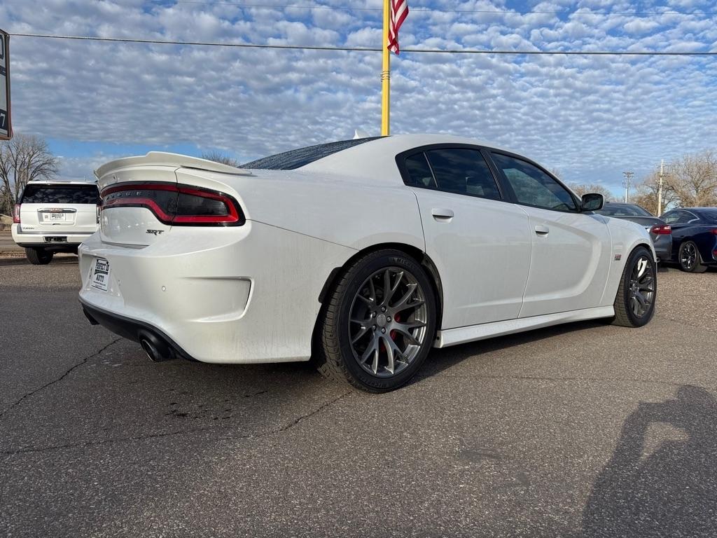 Dodge Charger 4dr Sdn SRT 392 RWD 2015