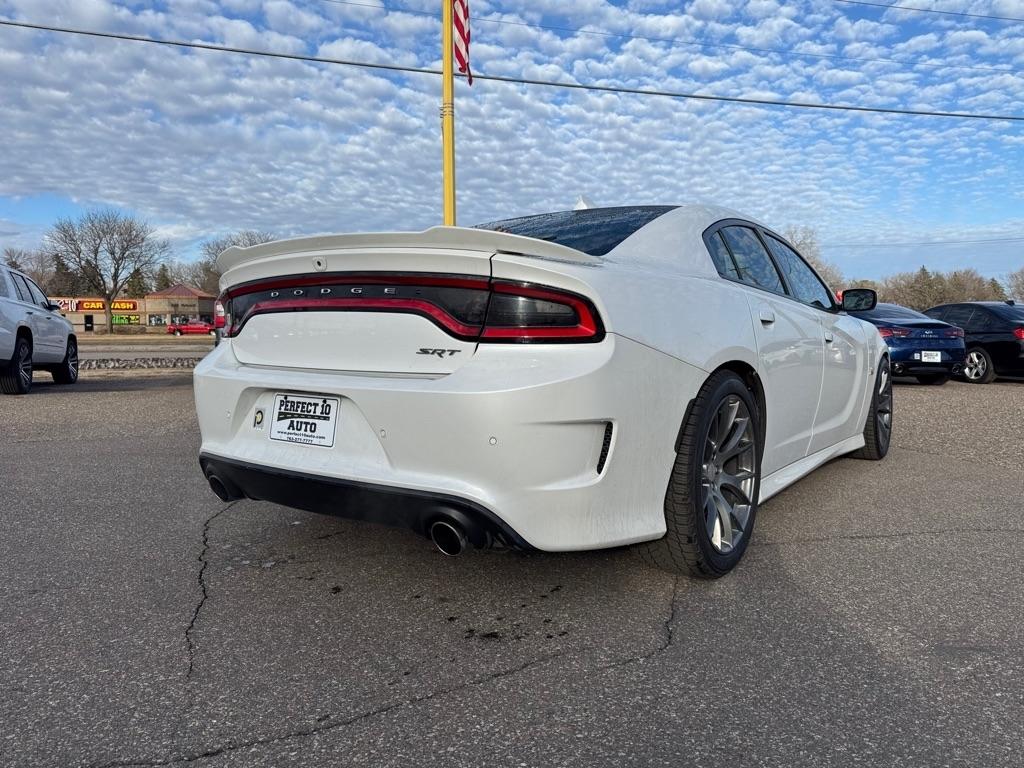 Dodge Charger 4dr Sdn SRT 392 RWD 2015