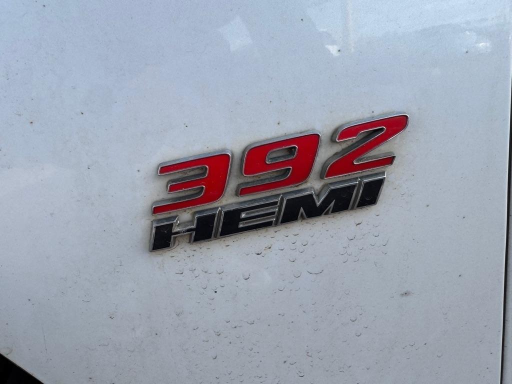 Dodge Charger 4dr Sdn SRT 392 RWD 2015