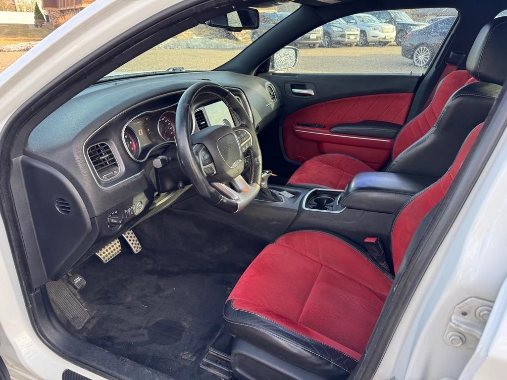 Dodge Charger 4dr Sdn SRT 392 RWD 2015