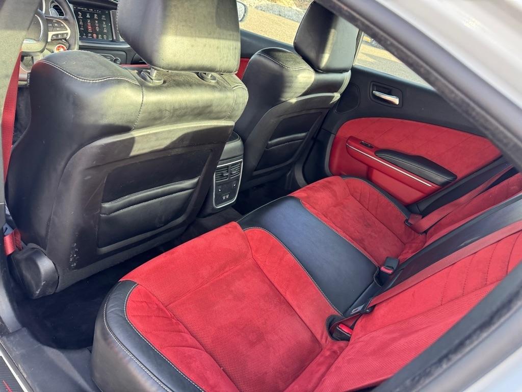 Dodge Charger 4dr Sdn SRT 392 RWD 2015