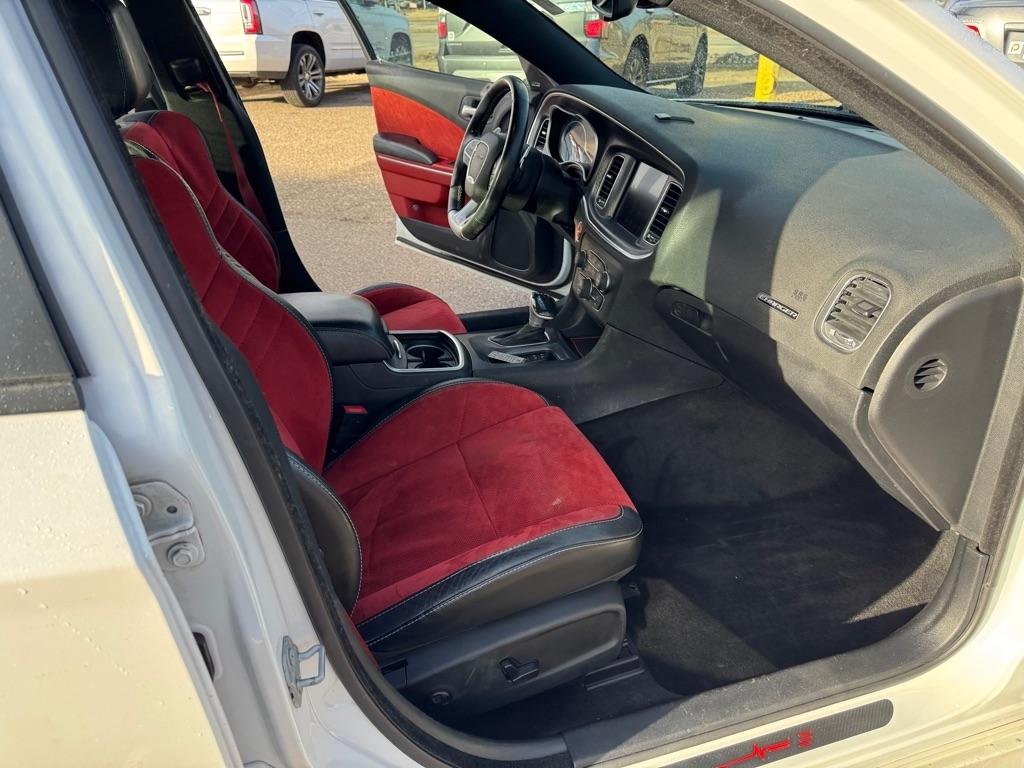 Dodge Charger 4dr Sdn SRT 392 RWD 2015