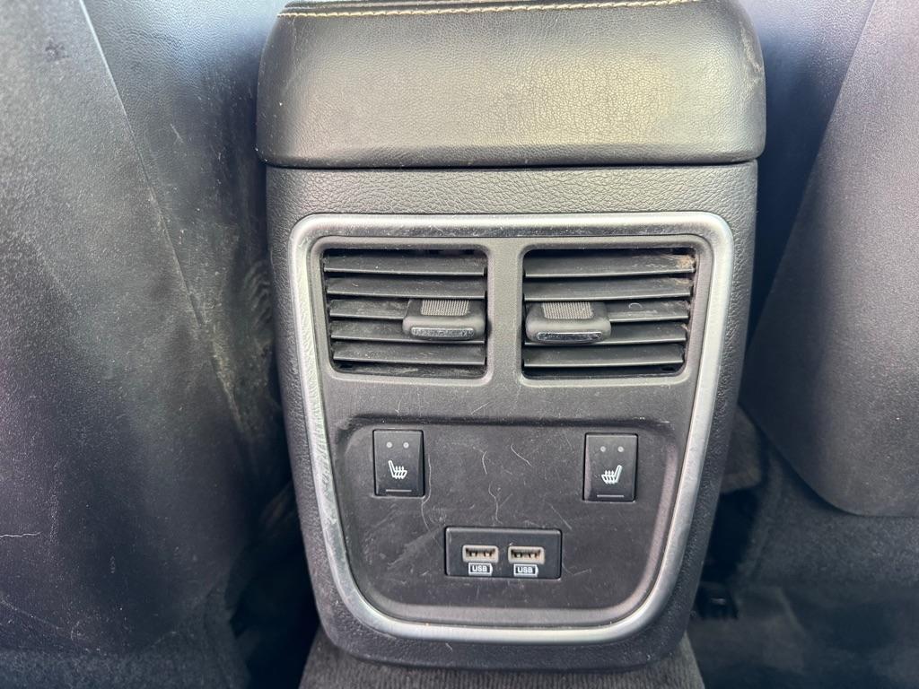 Dodge Charger 4dr Sdn SRT 392 RWD 2015