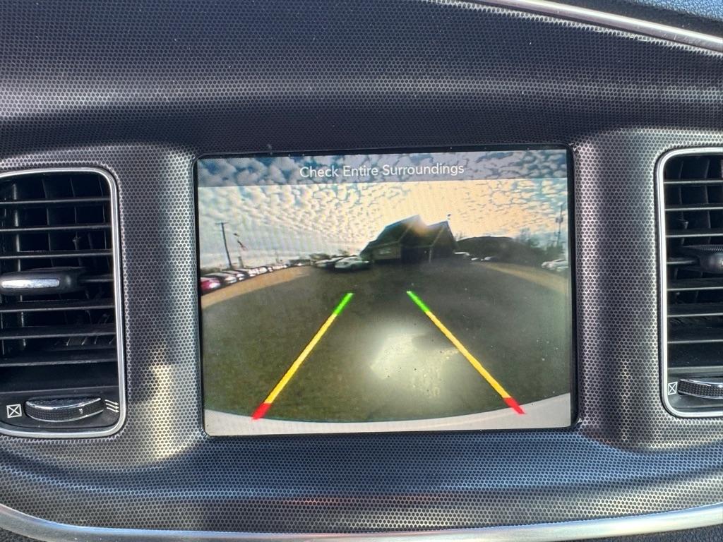 Dodge Charger 4dr Sdn SRT 392 RWD 2015