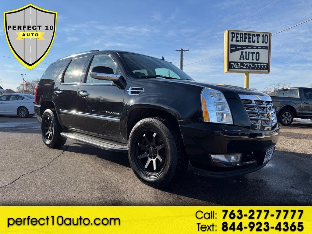 Cadillac Escalade AWD 4dr Luxury 2011