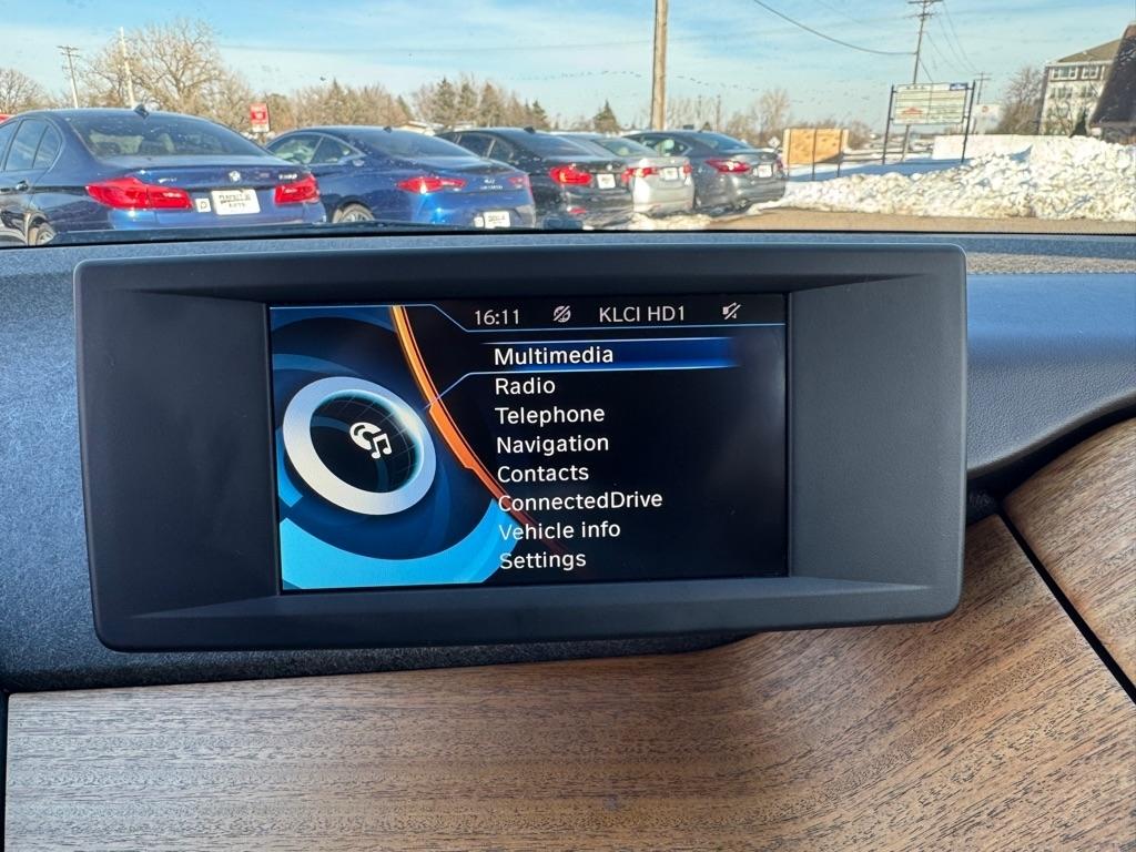 BMW i3 4dr HB w/Range Extender 2015