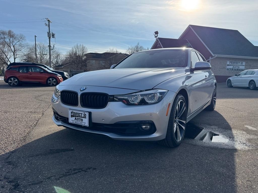 BMW 3 Series 330i xDrive Sedan 2018