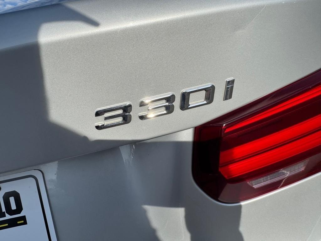 BMW 3 Series 330i xDrive Sedan 2018