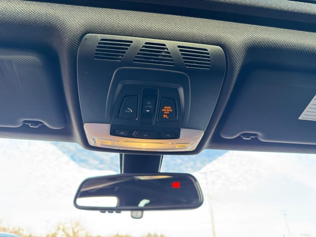 BMW 3 Series 330i xDrive Sedan 2018