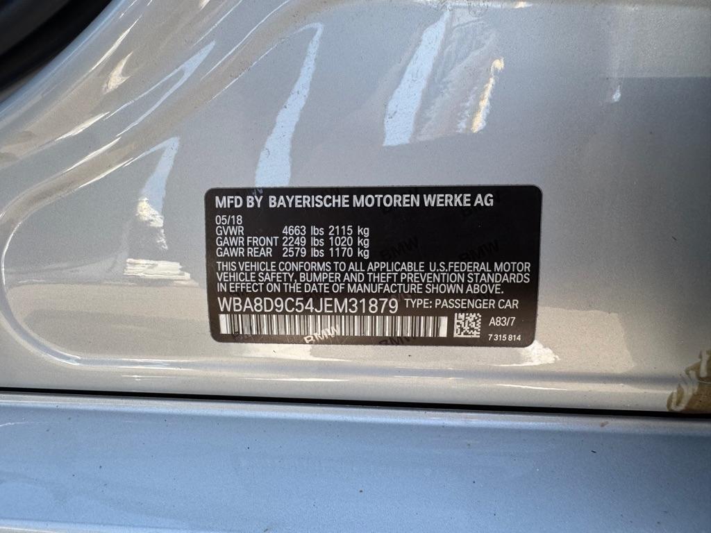 BMW 3 Series 330i xDrive Sedan 2018