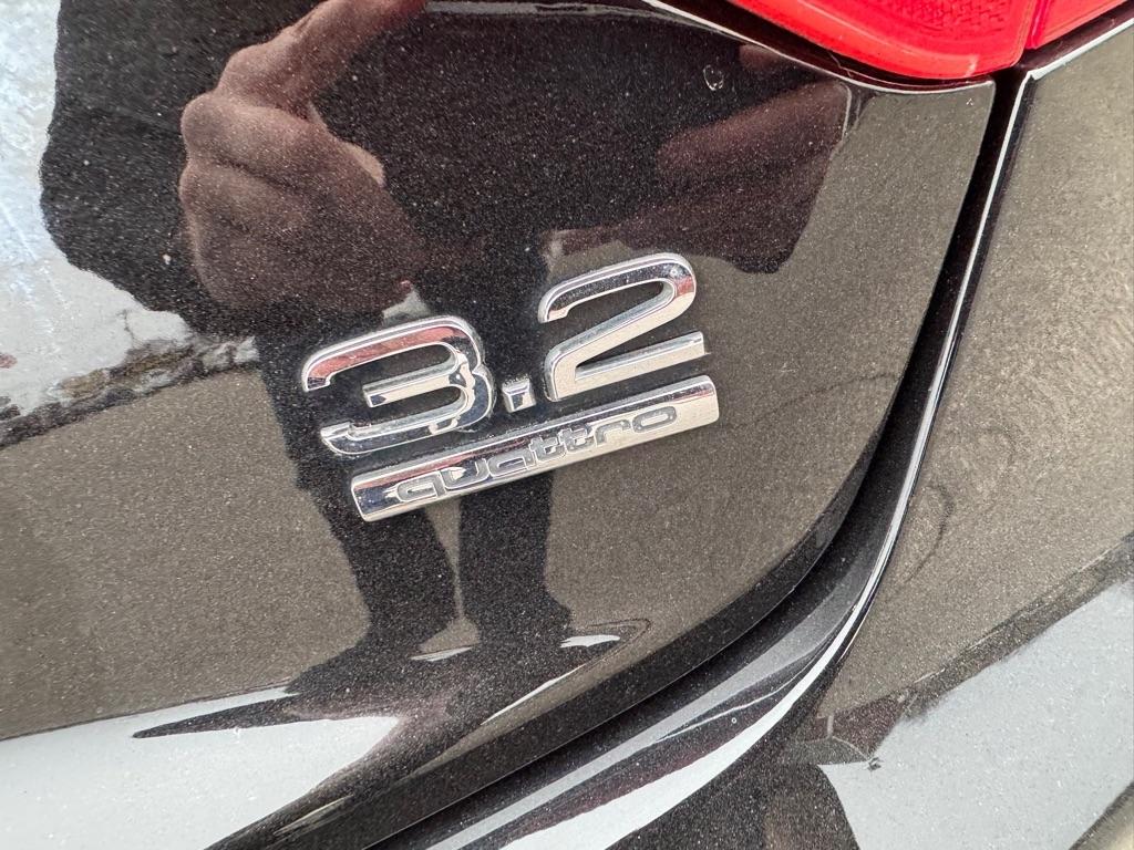 Audi A5 2dr Cpe Auto quattro 3.2L Prestige 2010