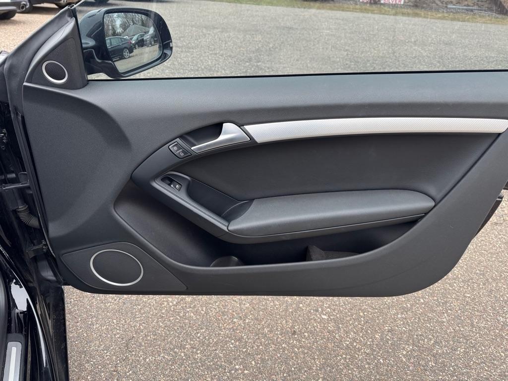 Audi A5 2dr Cpe Auto quattro 3.2L Prestige 2010