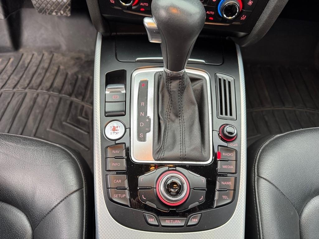 Audi A5 2dr Cpe Auto quattro 3.2L Prestige 2010