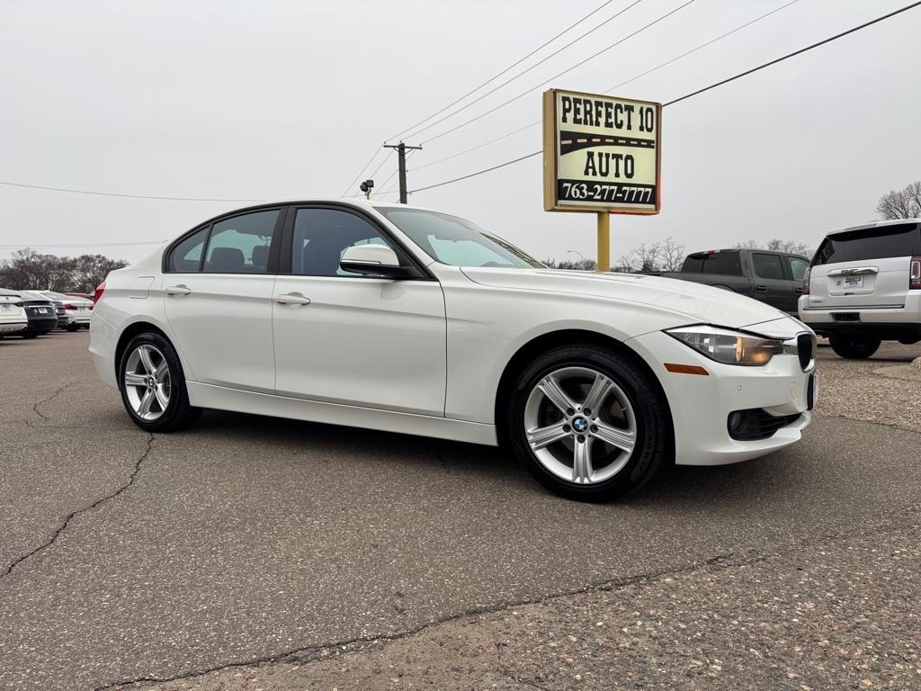 BMW 3 Series 4dr Sdn 328i xDrive AWD 2015