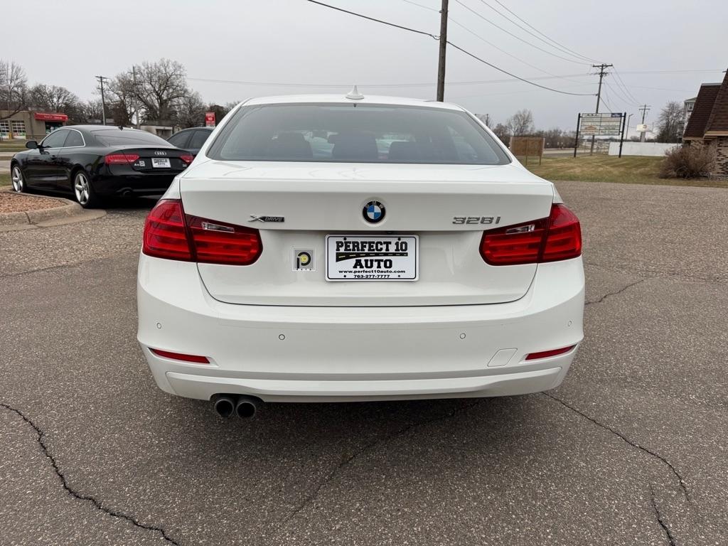 BMW 3 Series 4dr Sdn 328i xDrive AWD 2015